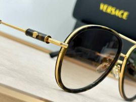 Picture of Versace Sunglasses _SKUfw55560403fw